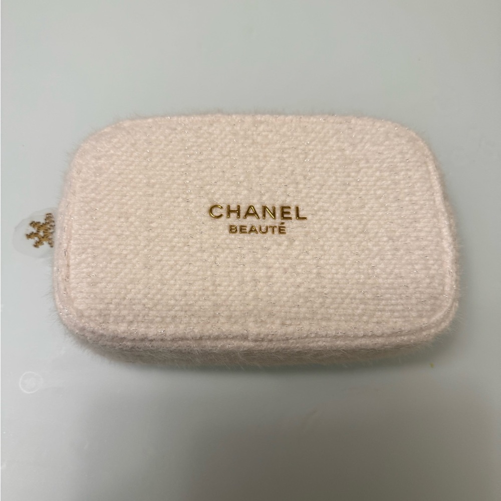 Chanel Crème Color Tweed Cosmetics Bag